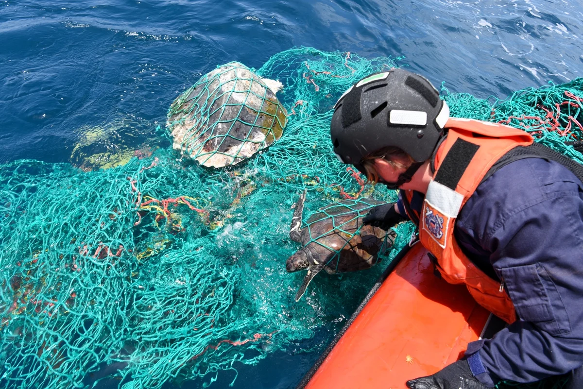 ghost-fishing-1