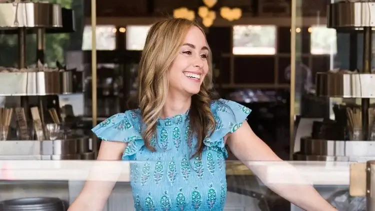 Hannah Kaplan  founder of barrier beauties