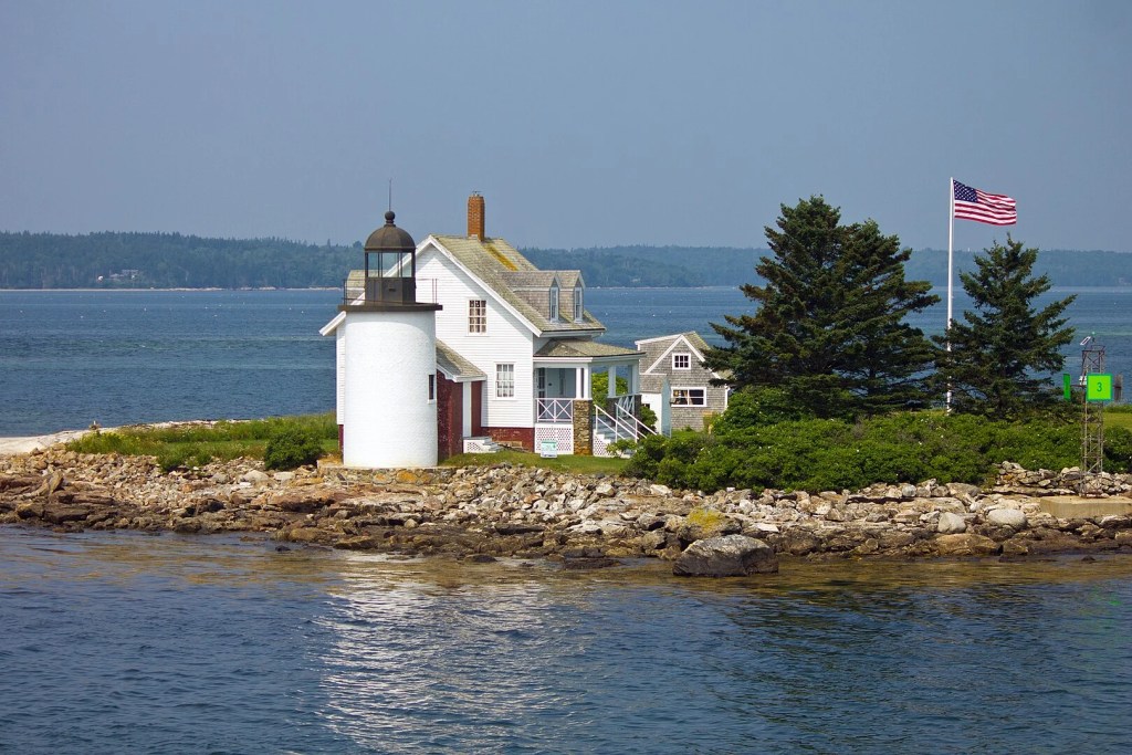 blue hill bay light house