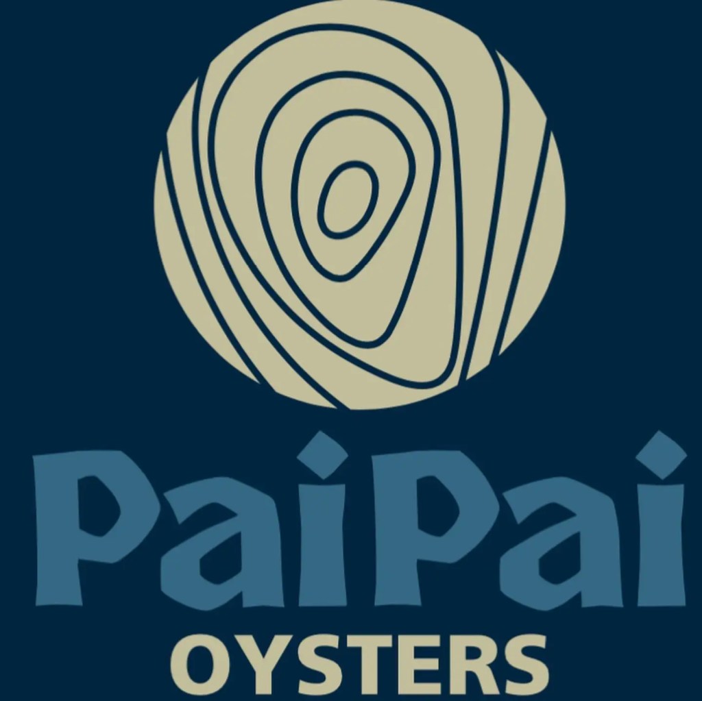 Pai Pai Oyster Logo