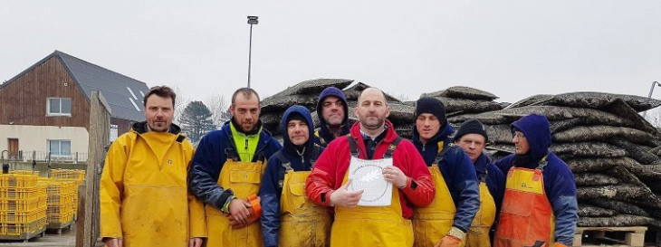 calvadosienne oyster farm team